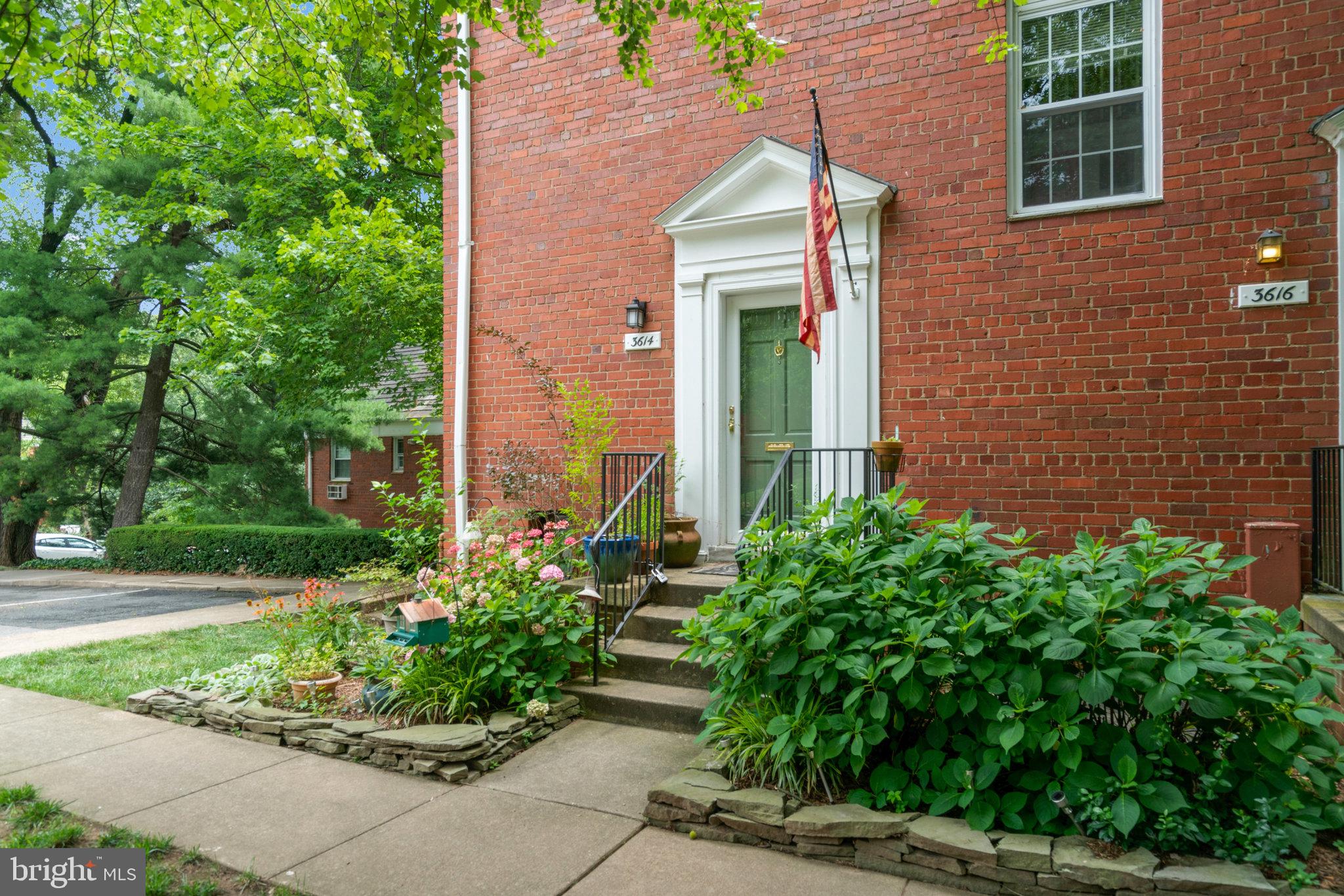 3614 Gunston Road Alexandria, VA 22302 - Photo 3 of 28