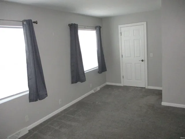 $489,000 | 24160 Highway 23, South Bend, IN 46614