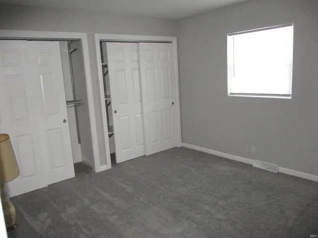 $489,000 | 24160 Highway 23, South Bend, IN 46614