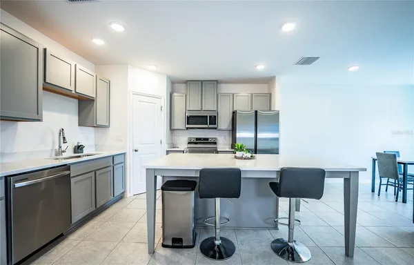 $2,050 | 3883 Academia Avenue, Lakeland, FL 33803