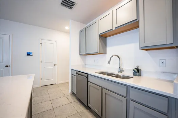 $2,050 | 3883 Academia Avenue, Lakeland, FL 33803