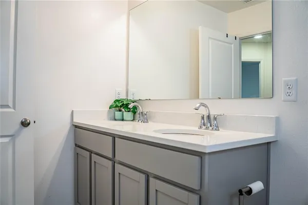 $2,050 | 3883 Academia Avenue, Lakeland, FL 33803