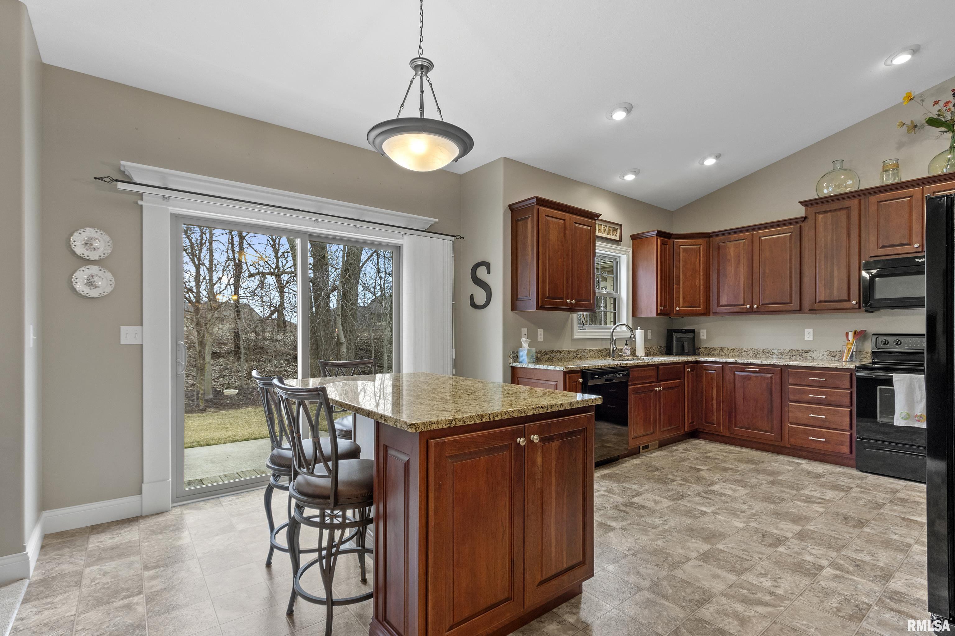 11016 North Tuscany Ridge Court Dunlap, IL 61525 - Photo 12 of 52 Gallery Image 12