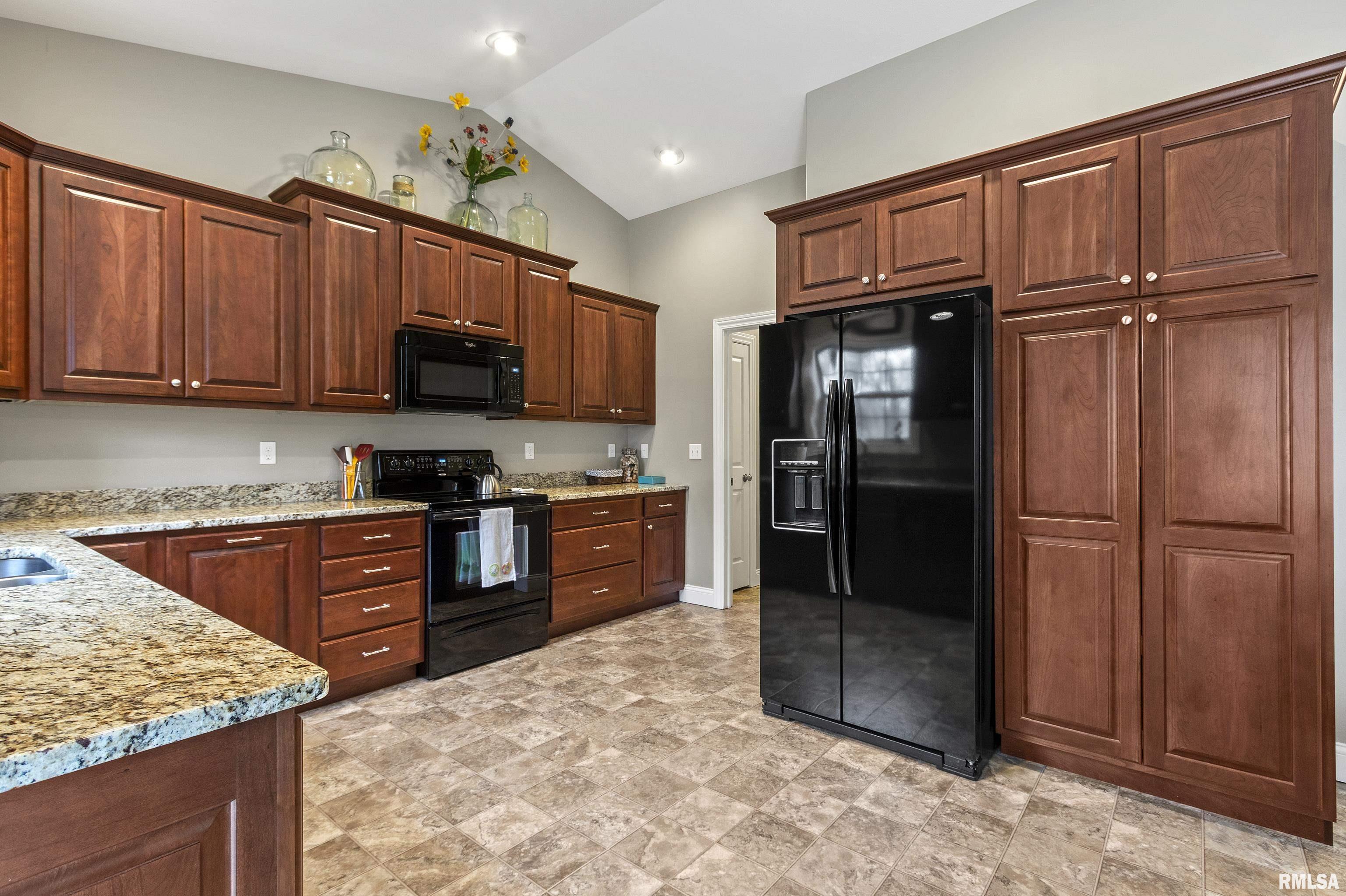 11016 North Tuscany Ridge Court Dunlap, IL 61525 - Photo 10 of 52 Gallery Image 10