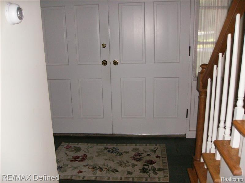 471 Broadleaf Drive Rochester, MI 48306 - Photo 8 of 24 HPIM4136_(Medium).JPG