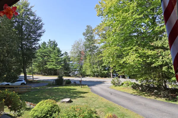 $689,000 | 454 East Shore Drive, Horicon, NY 12808