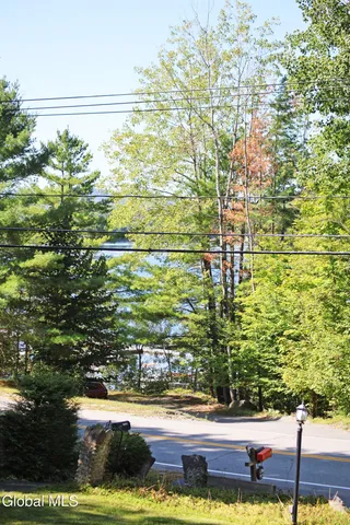 $689,000 | 454 East Shore Drive, Horicon, NY 12808