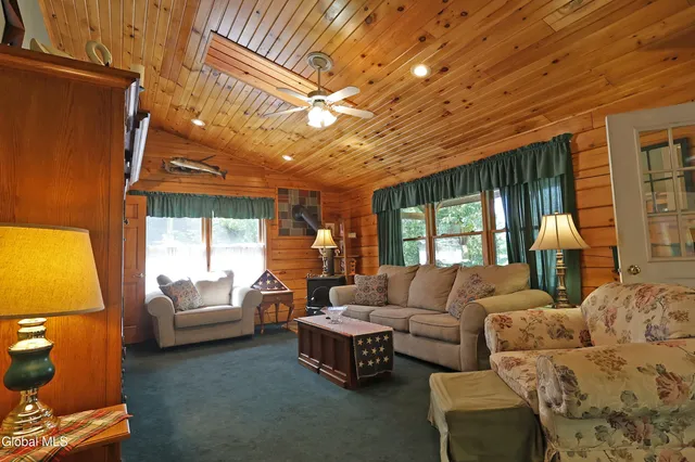 $689,000 | 454 East Shore Drive, Horicon, NY 12808