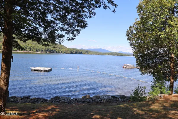 $689,000 | 454 East Shore Drive, Horicon, NY 12808