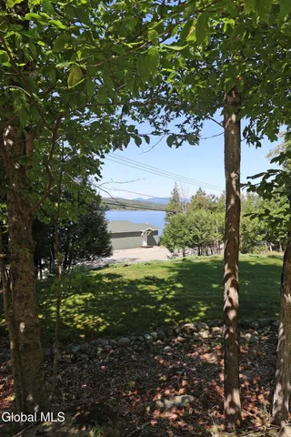 $689,000 | 454 East Shore Drive, Horicon, NY 12808