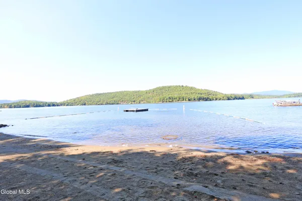 $689,000 | 454 East Shore Drive, Horicon, NY 12808