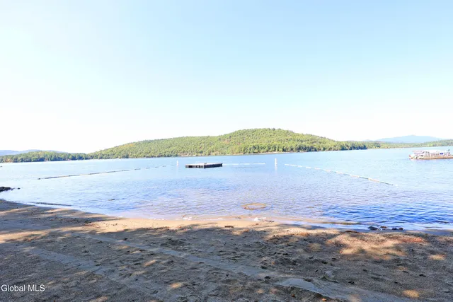 $689,000 | 454 East Shore Drive, Horicon, NY 12808