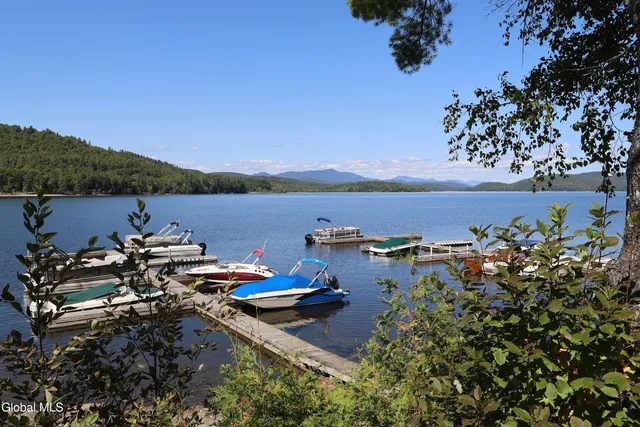 $689,000 | 454 East Shore Drive, Horicon, NY 12808