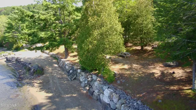 $689,000 | 454 East Shore Drive, Horicon, NY 12808