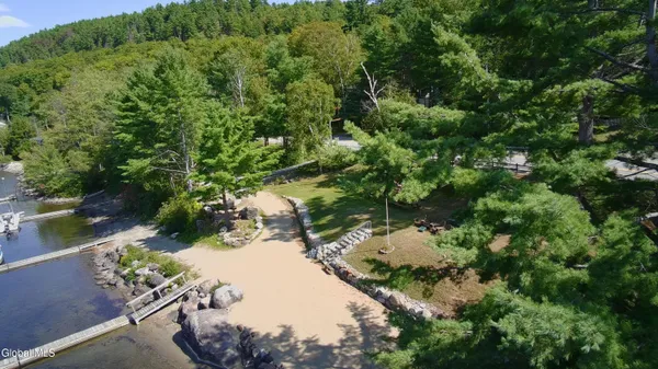 $689,000 | 454 East Shore Drive, Horicon, NY 12808