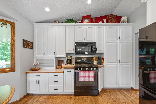 $489,900 | 4820 Echo Court, Faribault, MN 55021