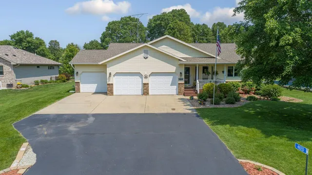 $489,900 | 4820 Echo Court, Faribault, MN 55021