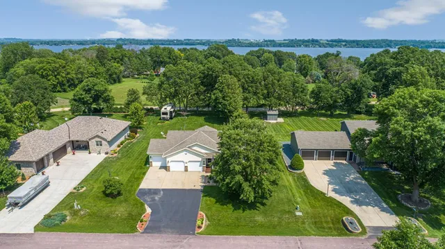 $489,900 | 4820 Echo Court, Faribault, MN 55021