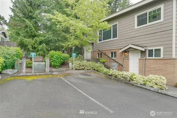 $1,990 | 20417 26th Avenue West, Lynnwood, WA 98036