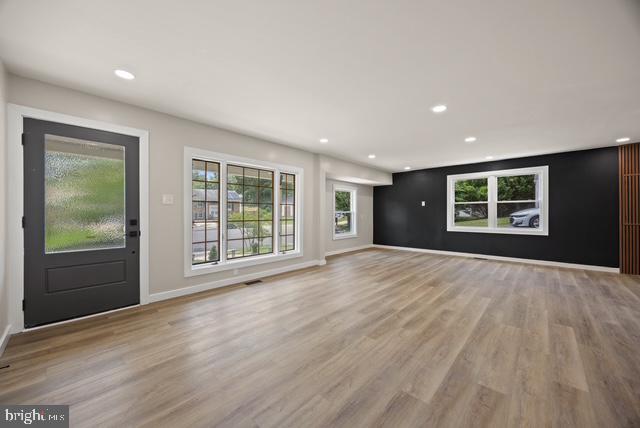 13203 Clarington Court Laurel, MD 20708 - Photo 2 of 25 Spacious, modern living area awaits you.
