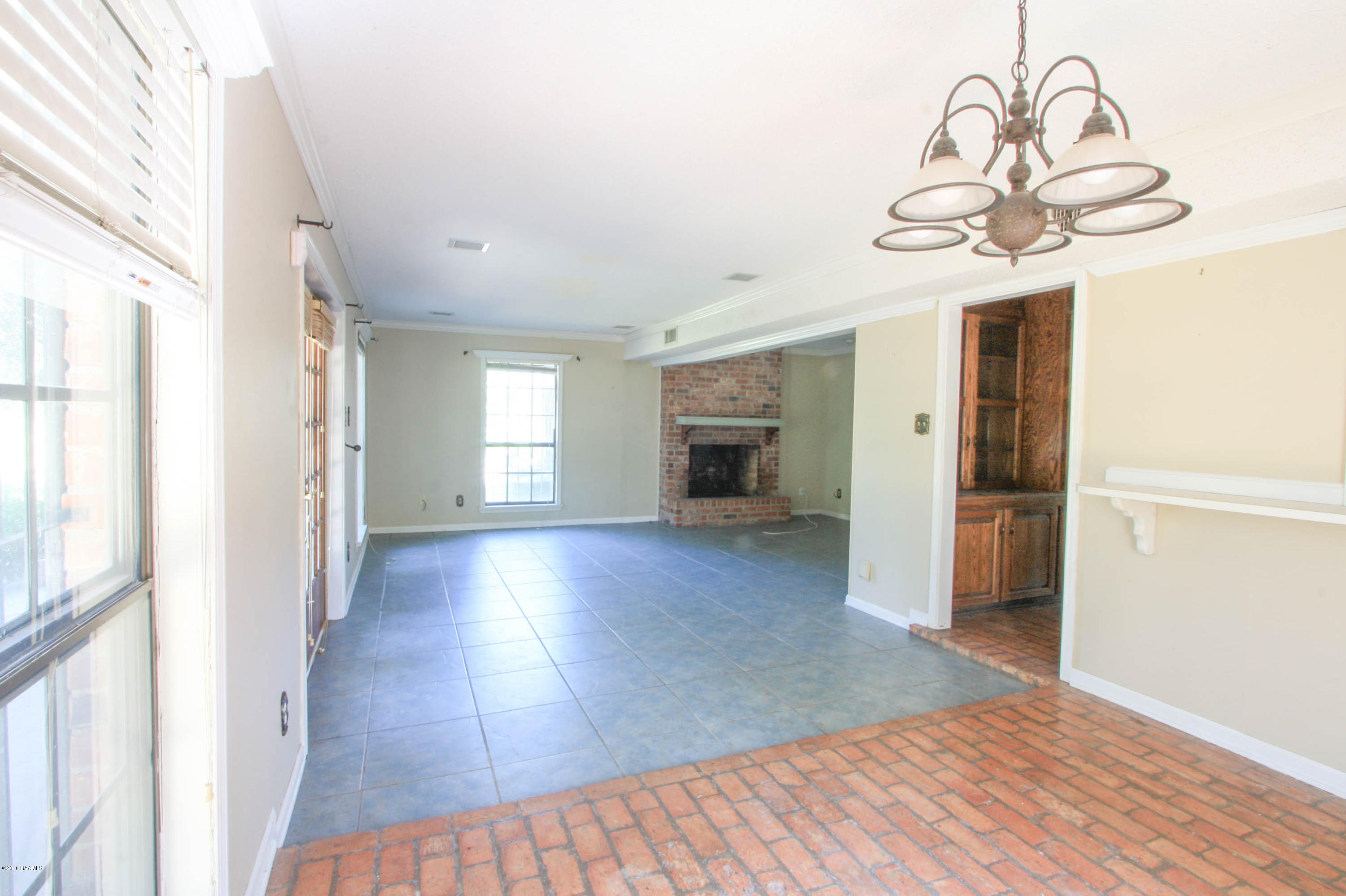 516 Austin Road Youngsville, LA 70592 - Photo 10 of 39 Small Living