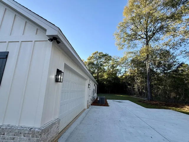 $519,990 | 1912 Hidden Springs Drive, Baker, FL 32531