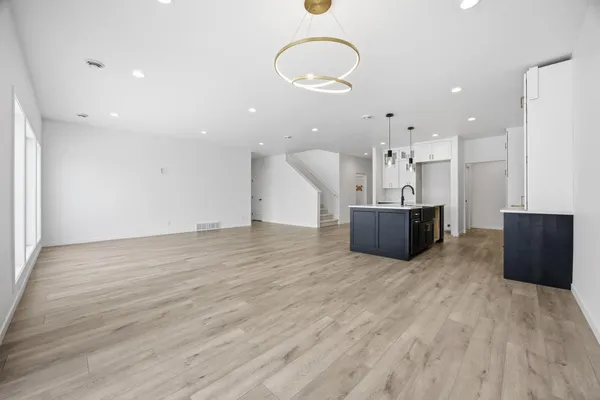 $774,900 | 3296 Timber Crk Circle South, Fargo, ND 58104