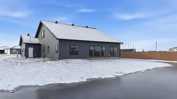 $774,900 | 3296 Timber Crk Circle South, Fargo, ND 58104