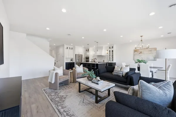 $774,900 | 3296 Timber Crk Circle South, Fargo, ND 58104