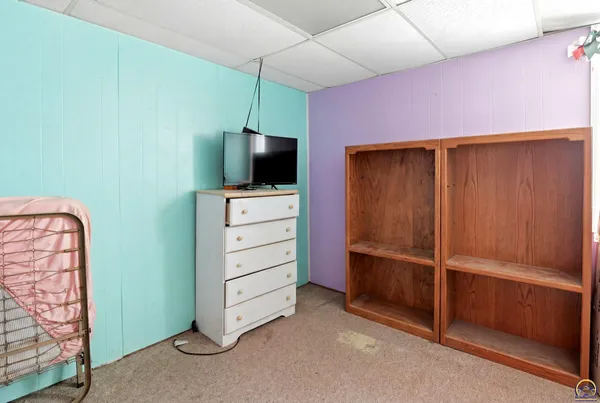 $199,900 | 2935 Northeast Meriden Road, Topeka, KS 66617