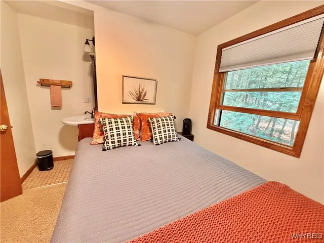 $325,000 | 3662 Forest Hill Road, Great Valley, NY 14748