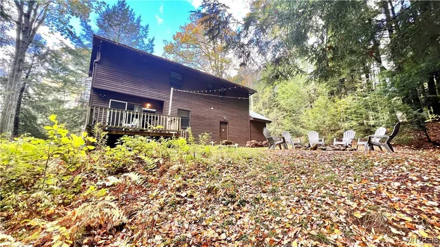 $325,000 | 3662 Forest Hill Road, Great Valley, NY 14748