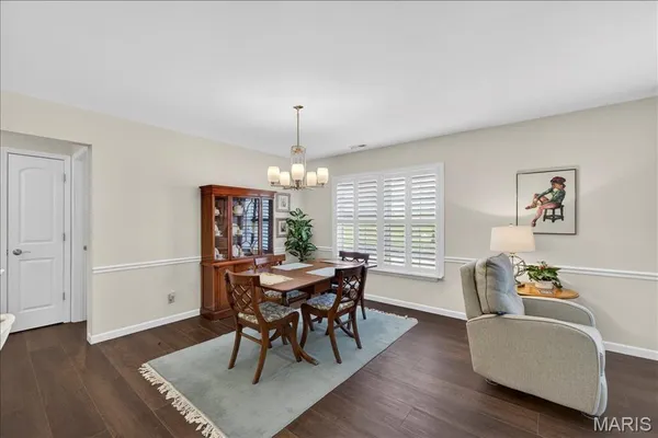 $184,900 | 1122 Sunbolt Drive, Unit K, St. Louis, MO 63129