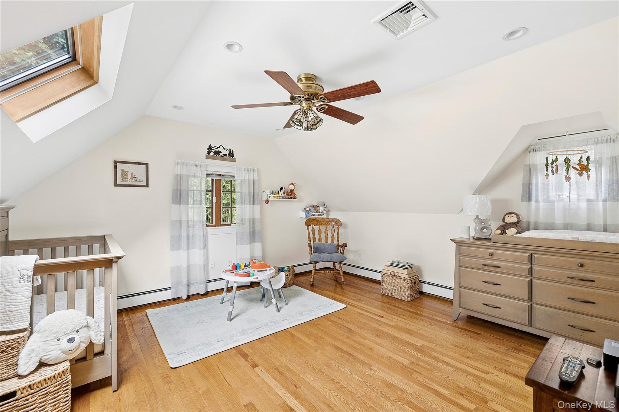 84 Luquer Road Manhasset, NY 11030 - Photo 19 of 30