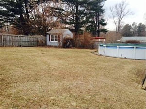64 Treetop Avenue Springfield, MA 01118 - Photo 10 of 11 Gallery Image 10