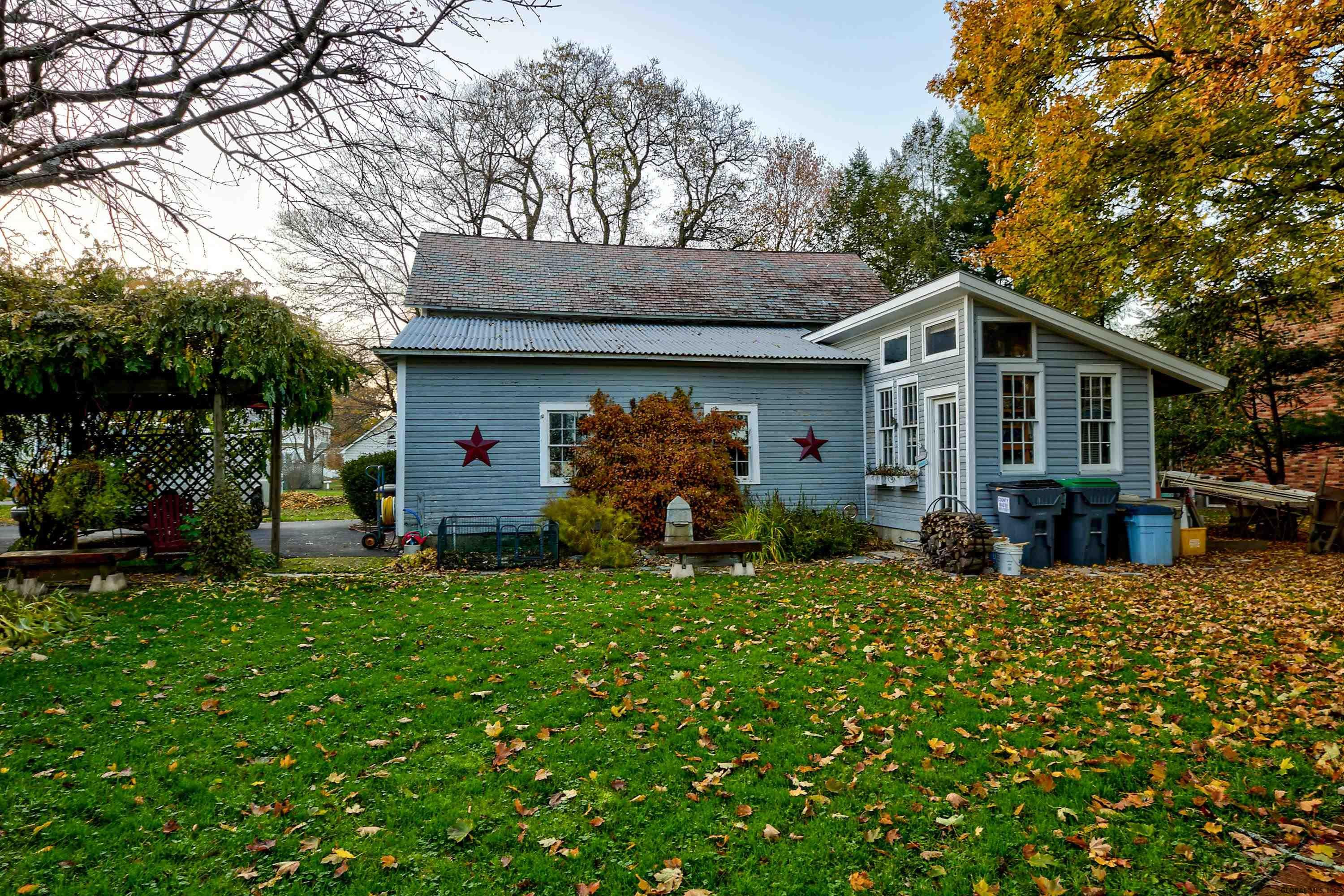 2785 Troy Schenectady Road Niskayuna, NY 12309 - Photo 36 of 46 Photo 36