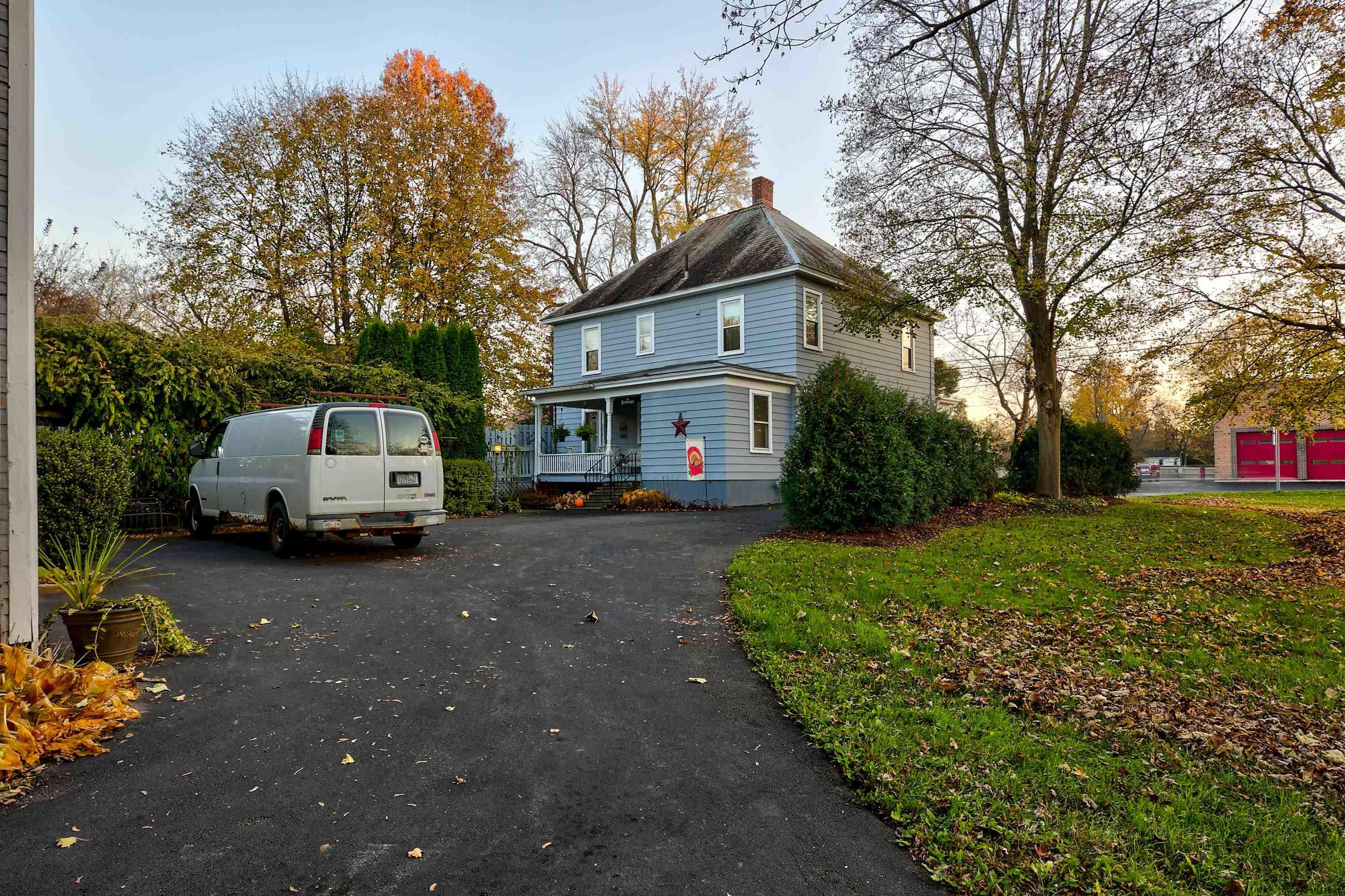 2785 Troy Schenectady Road Niskayuna, NY 12309 - Photo 38 of 46 Photo 38