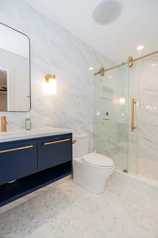 $4,000 | 339 Lincoln Avenue, Downers Grove, IL 60515