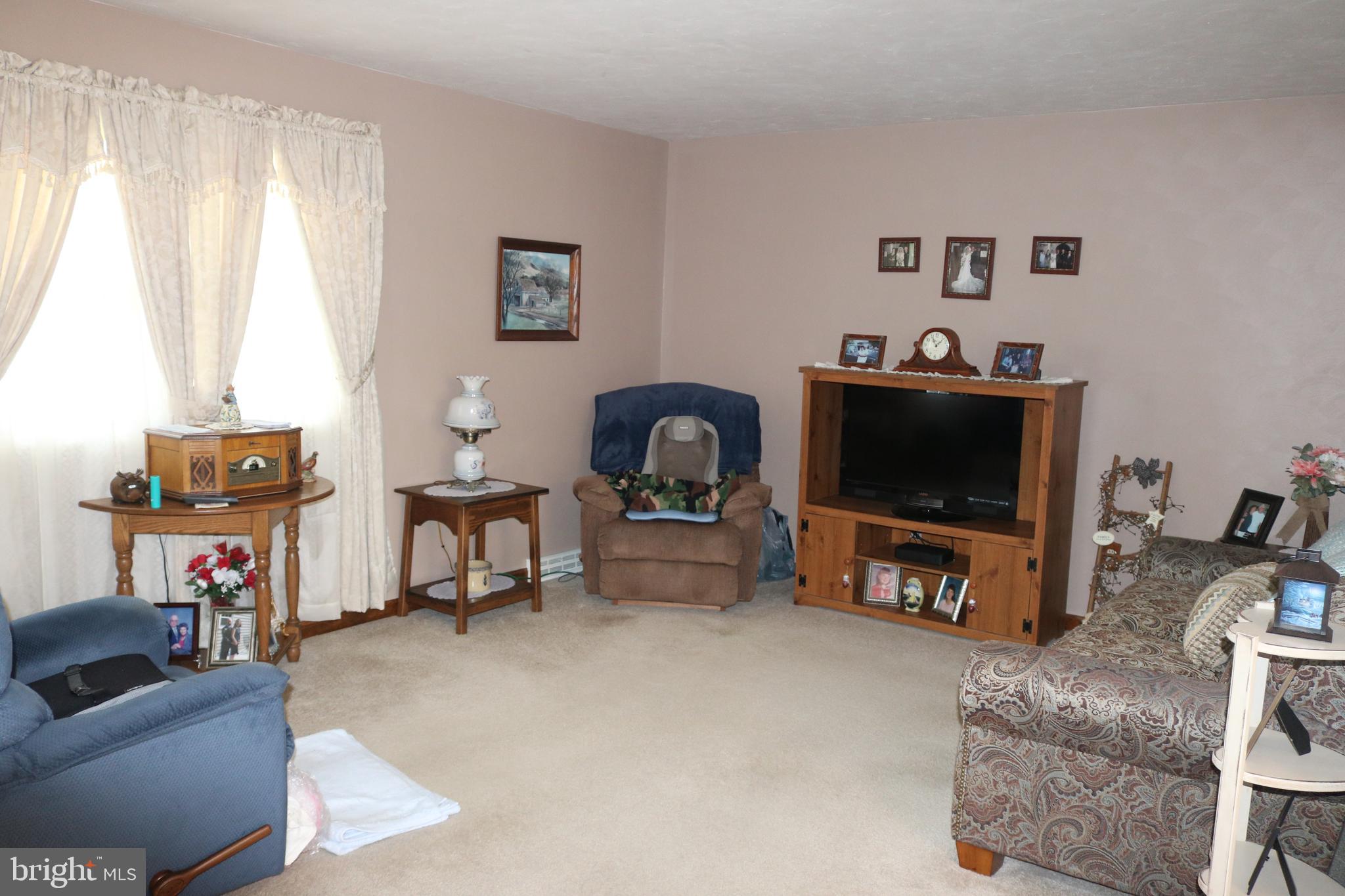 80 Ruel Avenue Hanover, PA 17331 - Photo 8 of 41