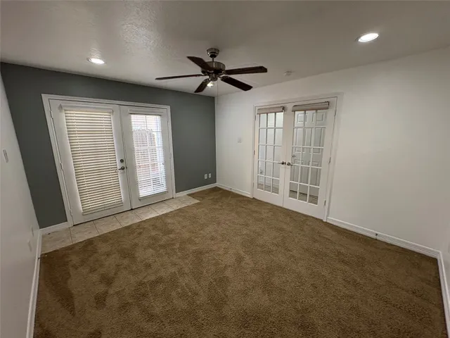 $1,900 | 3710 Sherwood Lane, Unit 102, Houston, TX 77092