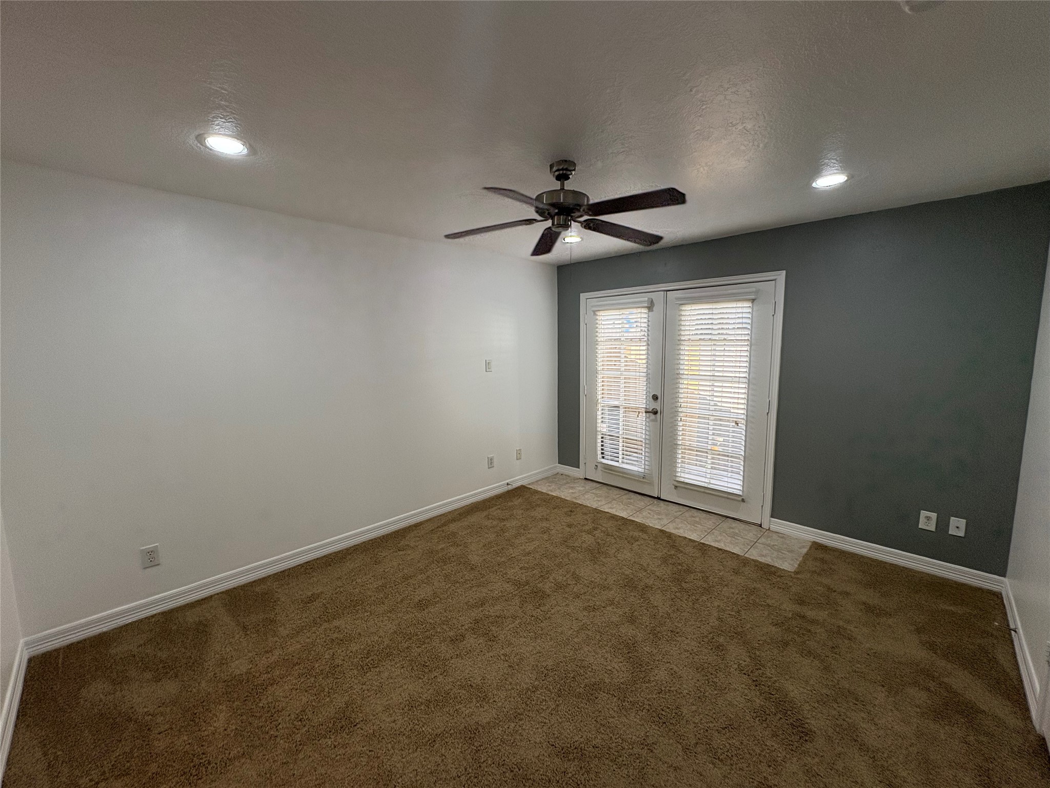 3710 Sherwood Lane, Unit 102 Houston, TX 77092 - Photo 21 of 27