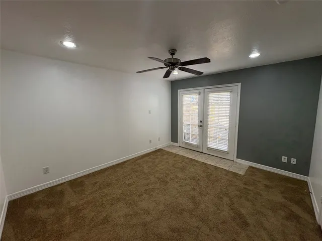 $1,900 | 3710 Sherwood Lane, Unit 102, Houston, TX 77092