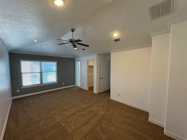 $1,900 | 3710 Sherwood Lane, Unit 102, Houston, TX 77092