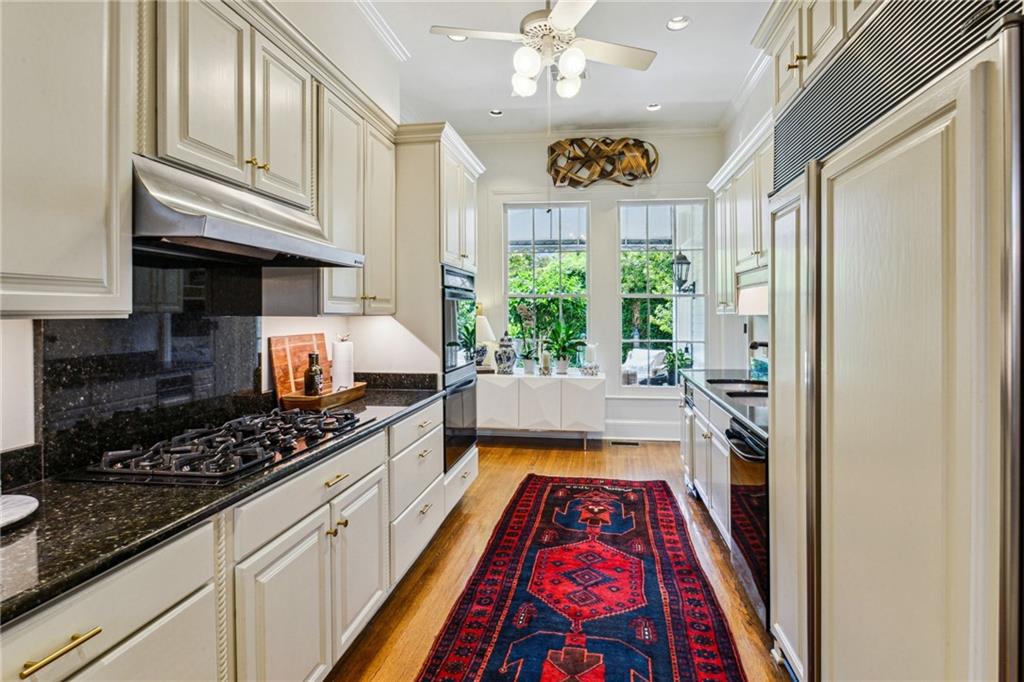 1530 First Street New Orleans, LA 70130 - Photo 20 of 60
