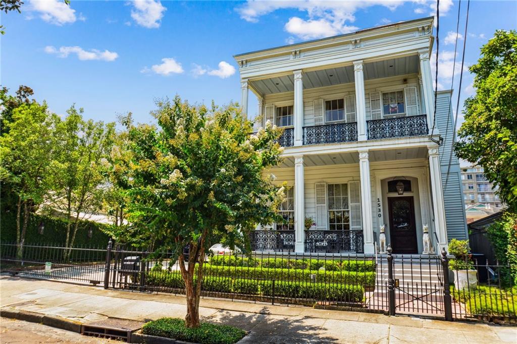 1530 First Street New Orleans, LA 70130 - Photo 6 of 60