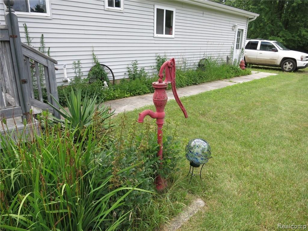 4475 Curtis Road Leonard, MI 48367 - Photo 5 of 55 32526192_Unknown.JPG
