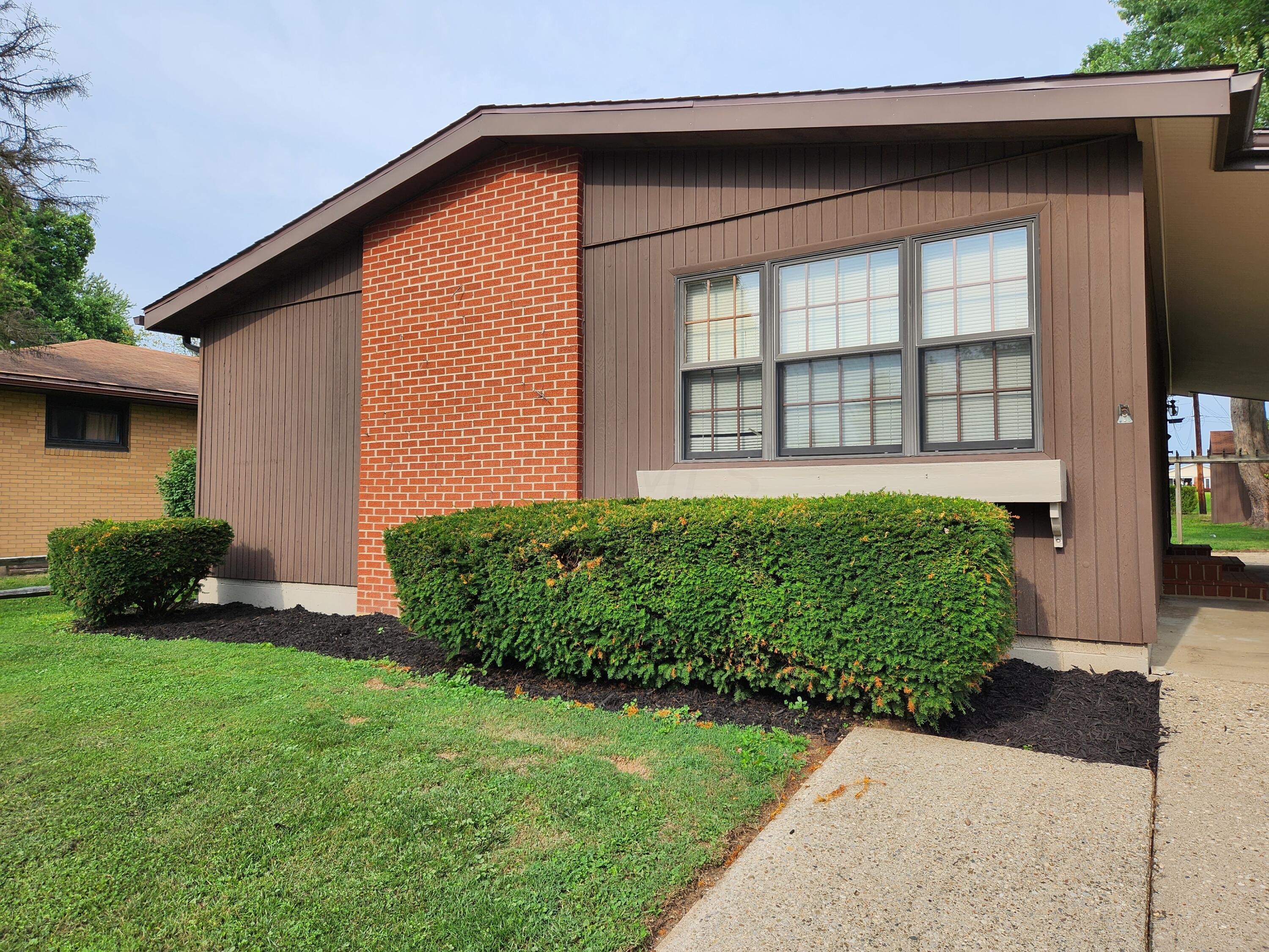 323 Devon Road Chillicothe, OH 45601 - Photo 1 of 13 20230809_173250
