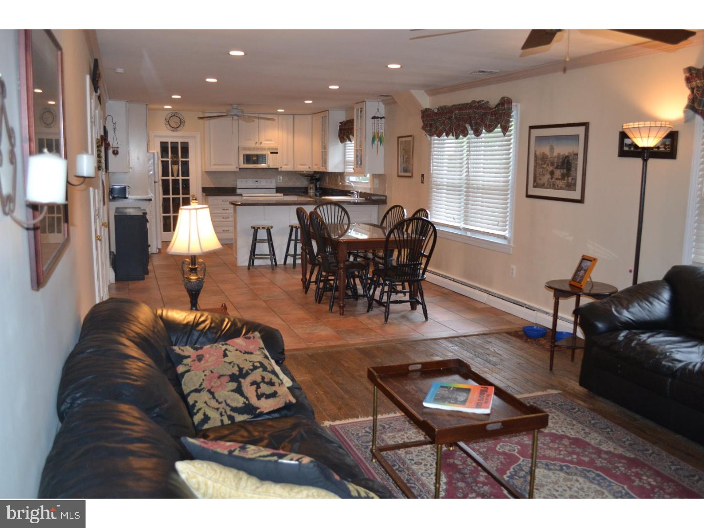 200 Wells Lane Springfield, PA 19064 - Photo 5 of 25 Family Room