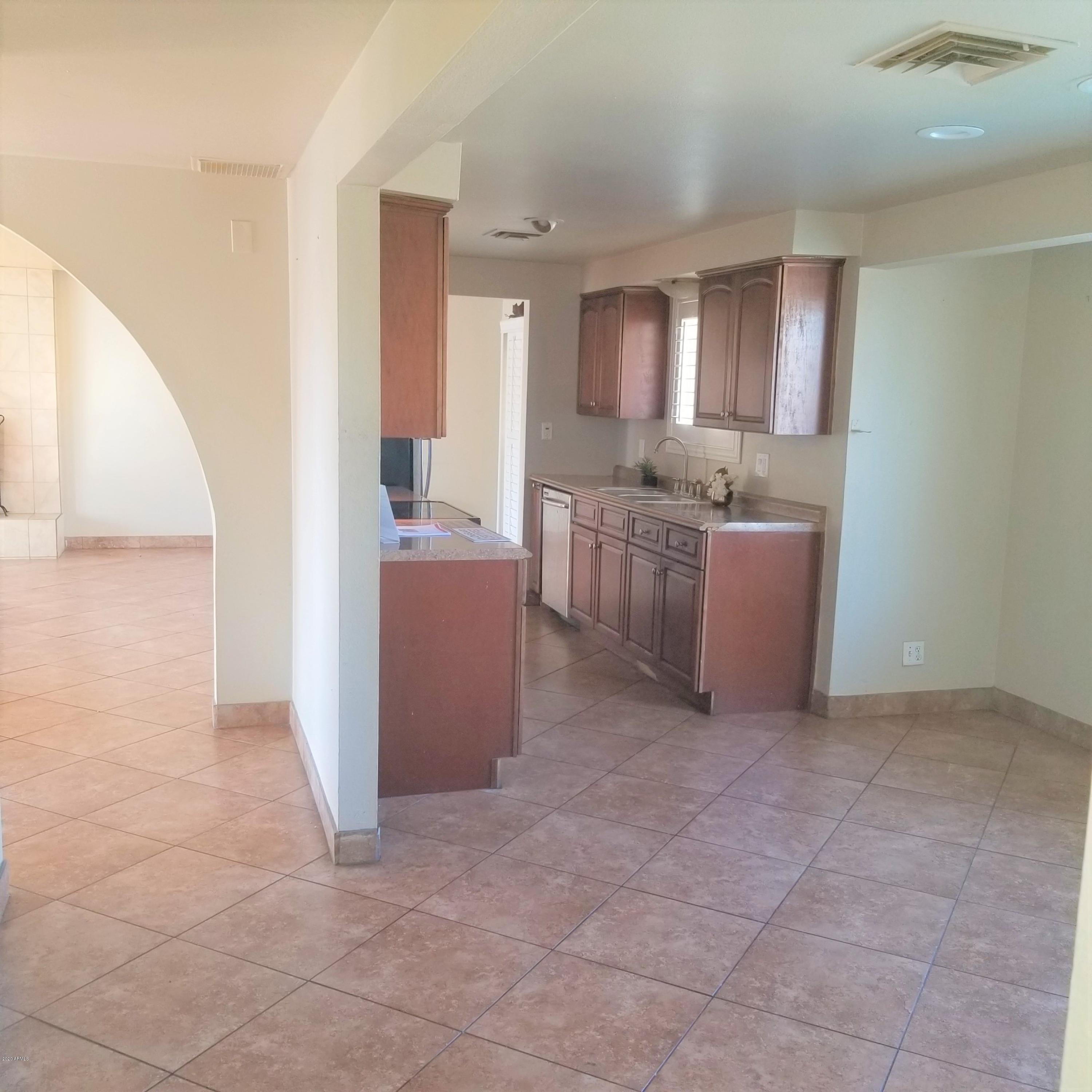 3740 West Griswold Road Phoenix, AZ 85051 - Photo 15 of 16 fixed