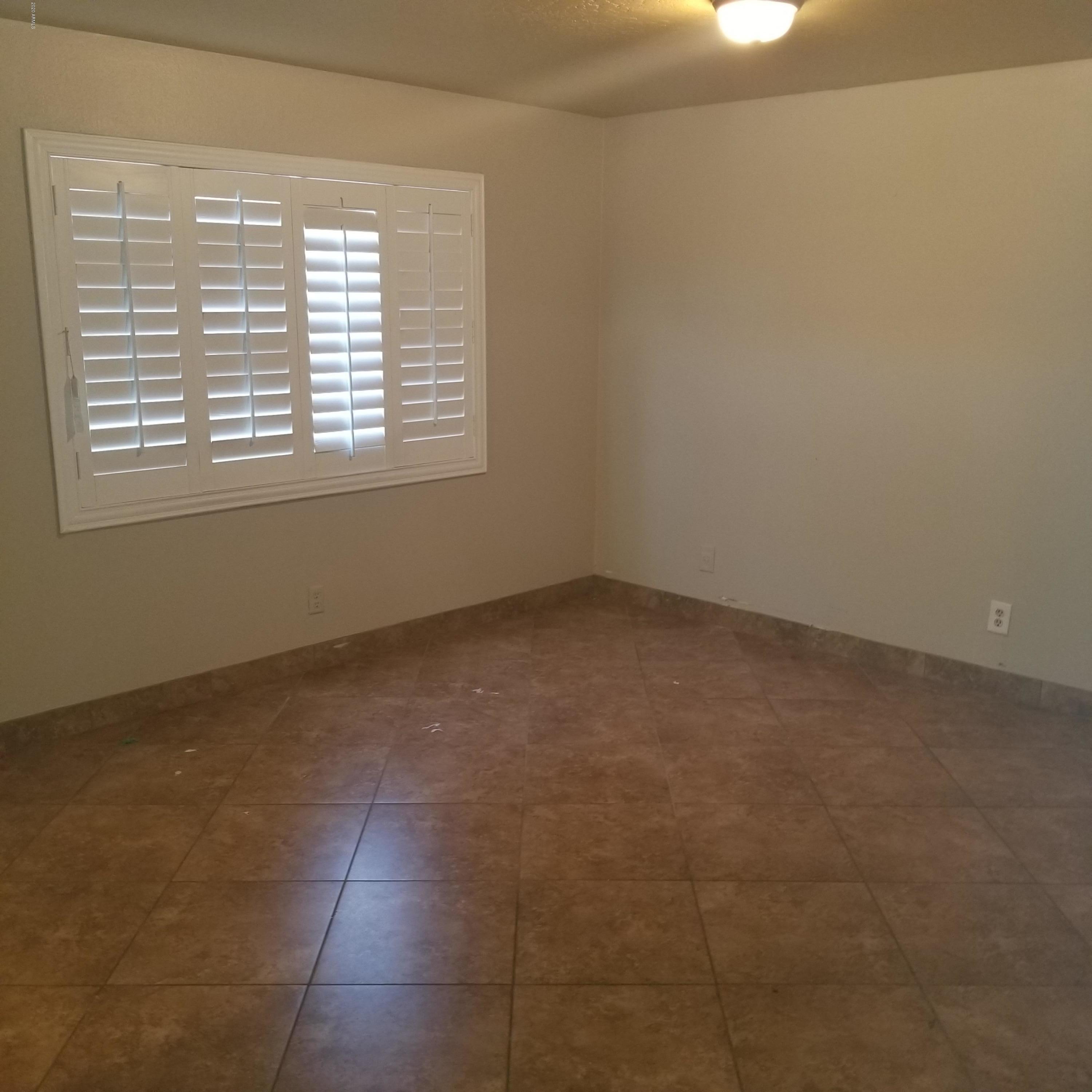 3740 West Griswold Road Phoenix, AZ 85051 - Photo 8 of 16 20200107_121331